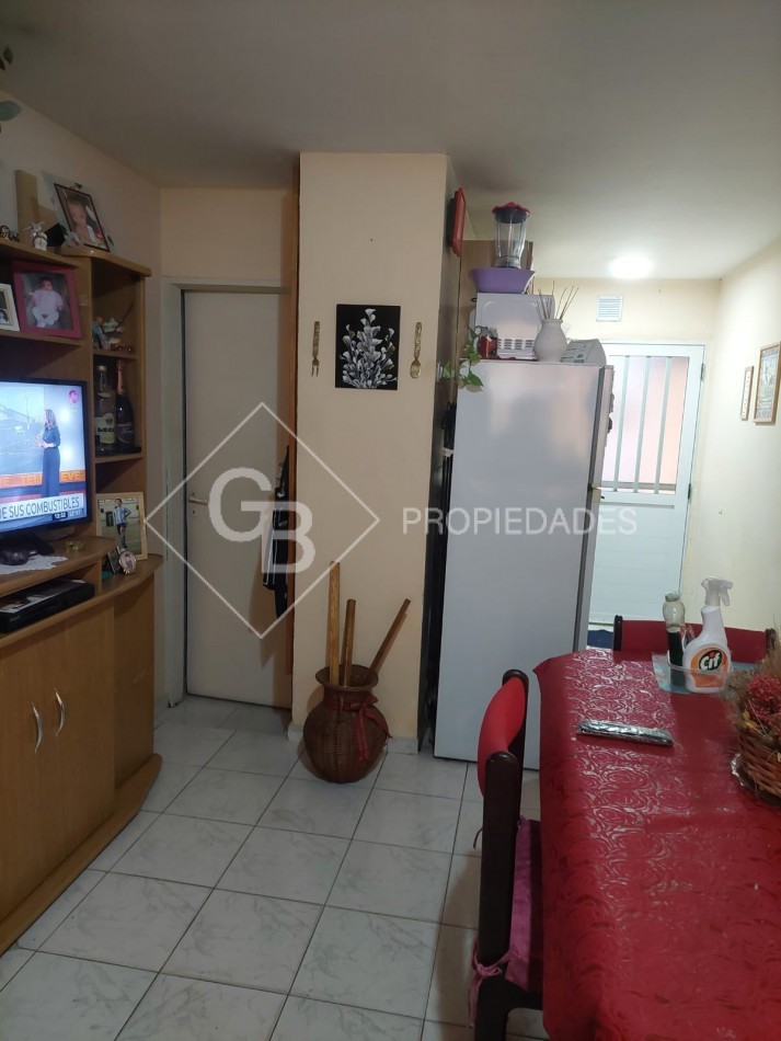 EXCELENTE DUPLEX 2 AMBIENTES Y MEDIO EN SAN JUSTO