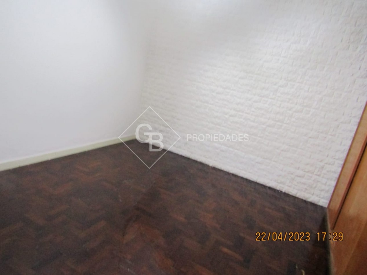VENTA PH 3 AMBIENTES CON TERRAZA PROPIA EN LOMAS DEL MIRADOR