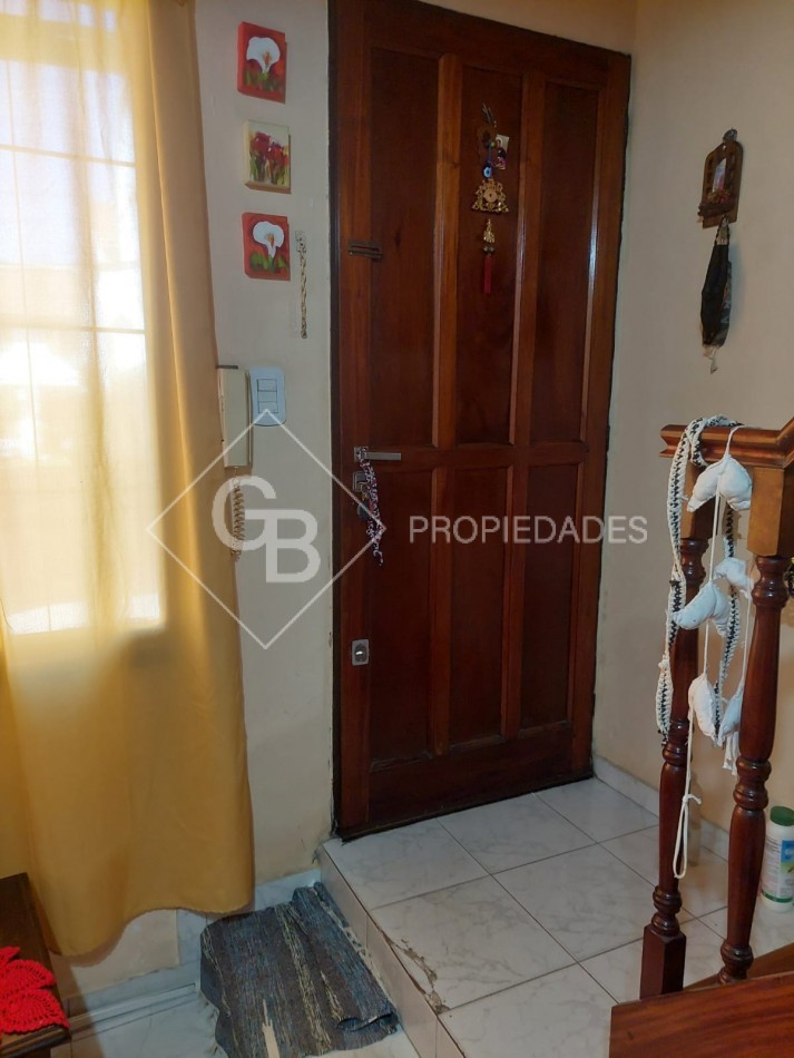 EXCELENTE DUPLEX 2 AMBIENTES Y MEDIO EN SAN JUSTO