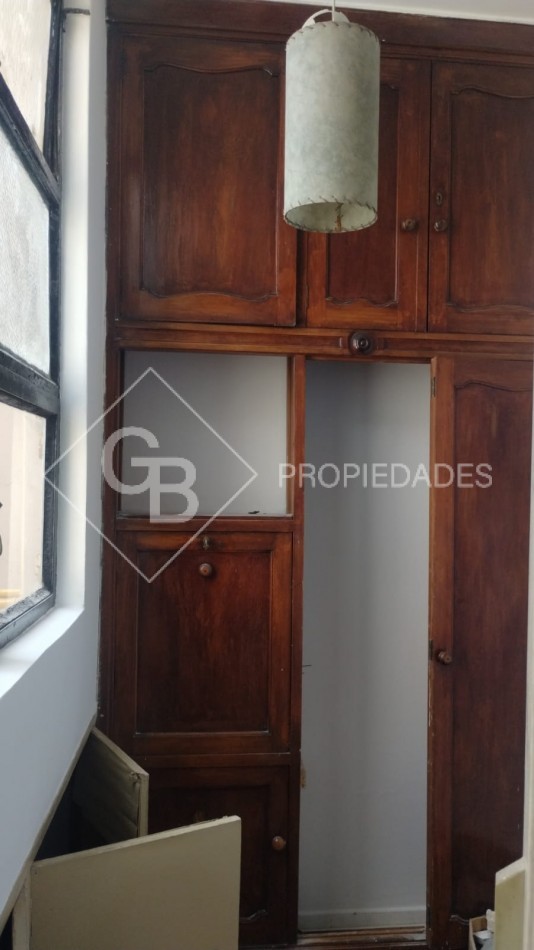 ALQUILER DEPARTAMENTO 3 AMBIENTES CON DEPENDENCIA EN MICROCENTRO