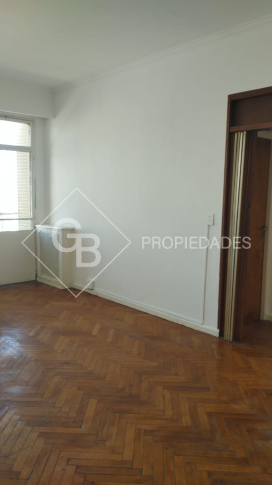 ALQUILER DEPARTAMENTO 3 AMBIENTES CON DEPENDENCIA EN MICROCENTRO