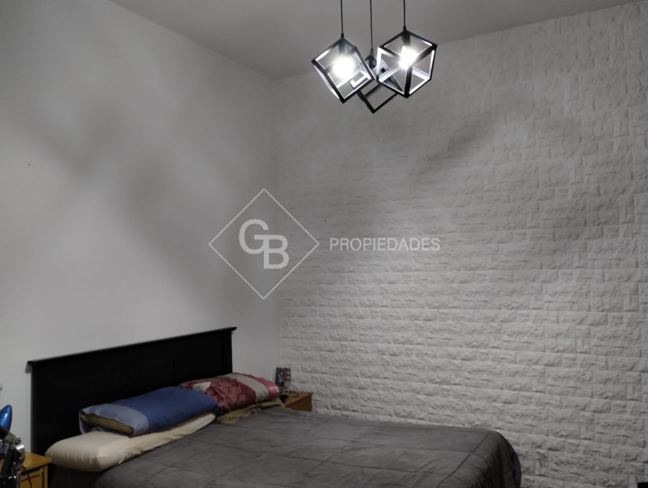 VENTA PH 3 AMBIENTES CON TERRAZA PROPIA EN LOMAS DEL MIRADOR
