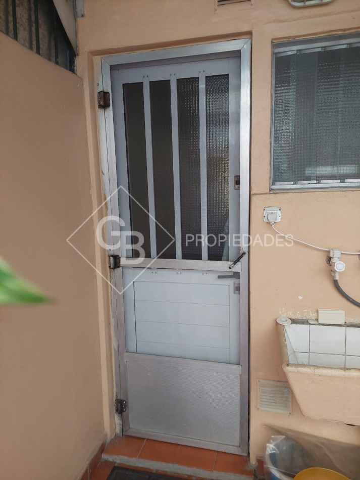 EXCELENTE DUPLEX 2 AMBIENTES Y MEDIO EN SAN JUSTO