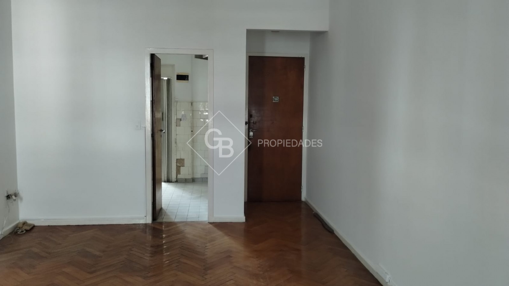 ALQUILER DEPARTAMENTO 3 AMBIENTES CON DEPENDENCIA EN MICROCENTRO