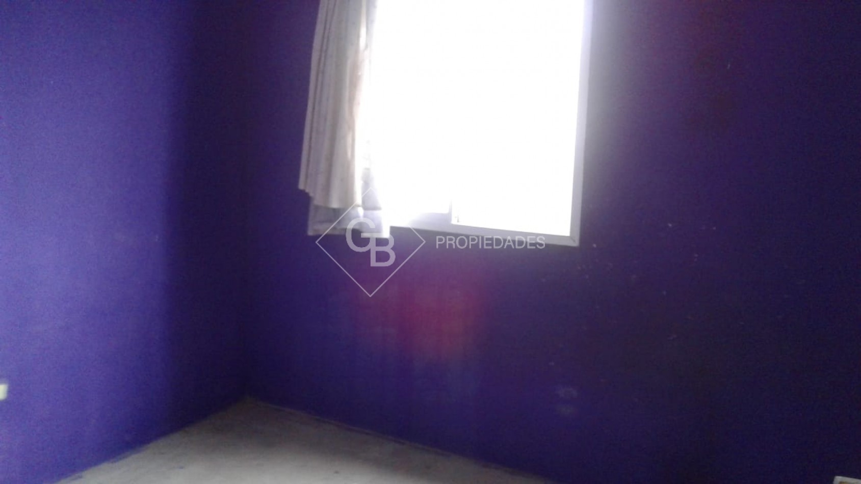 VENTA CASA 3 AMBIENTES CON PATIO Y DOS COCHERAS EN MONTE GRANDE