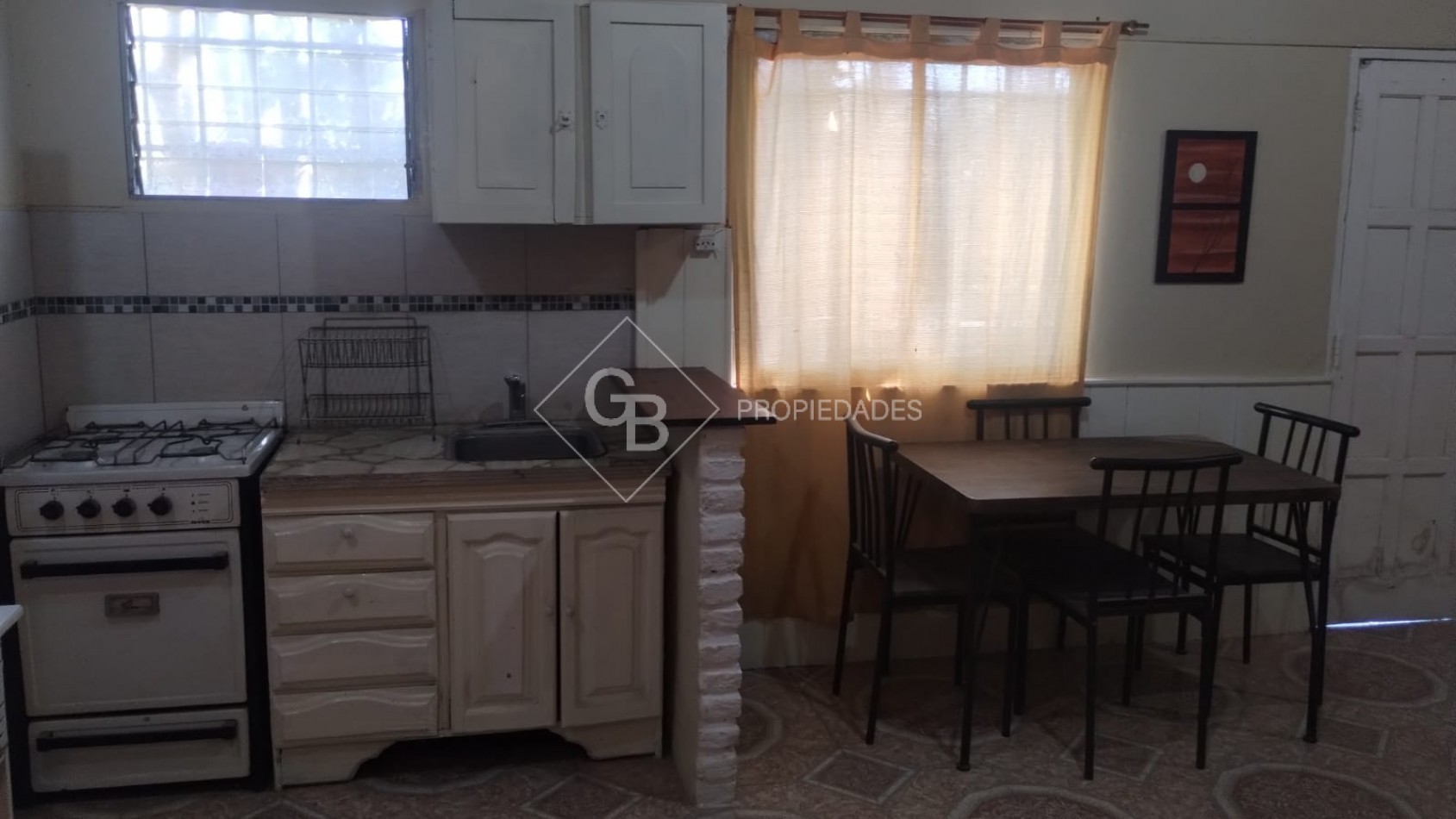 Casa Quinta 3 Ambientes Con Pileta - Venta O Permuta por VEHICULOS