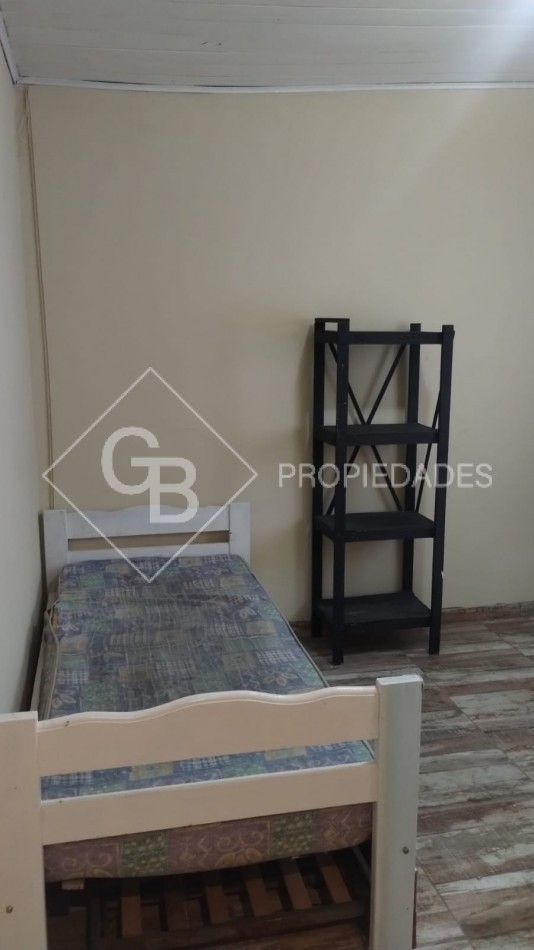Casa Quinta 3 Ambientes Con Pileta - Venta O Permuta por VEHICULOS